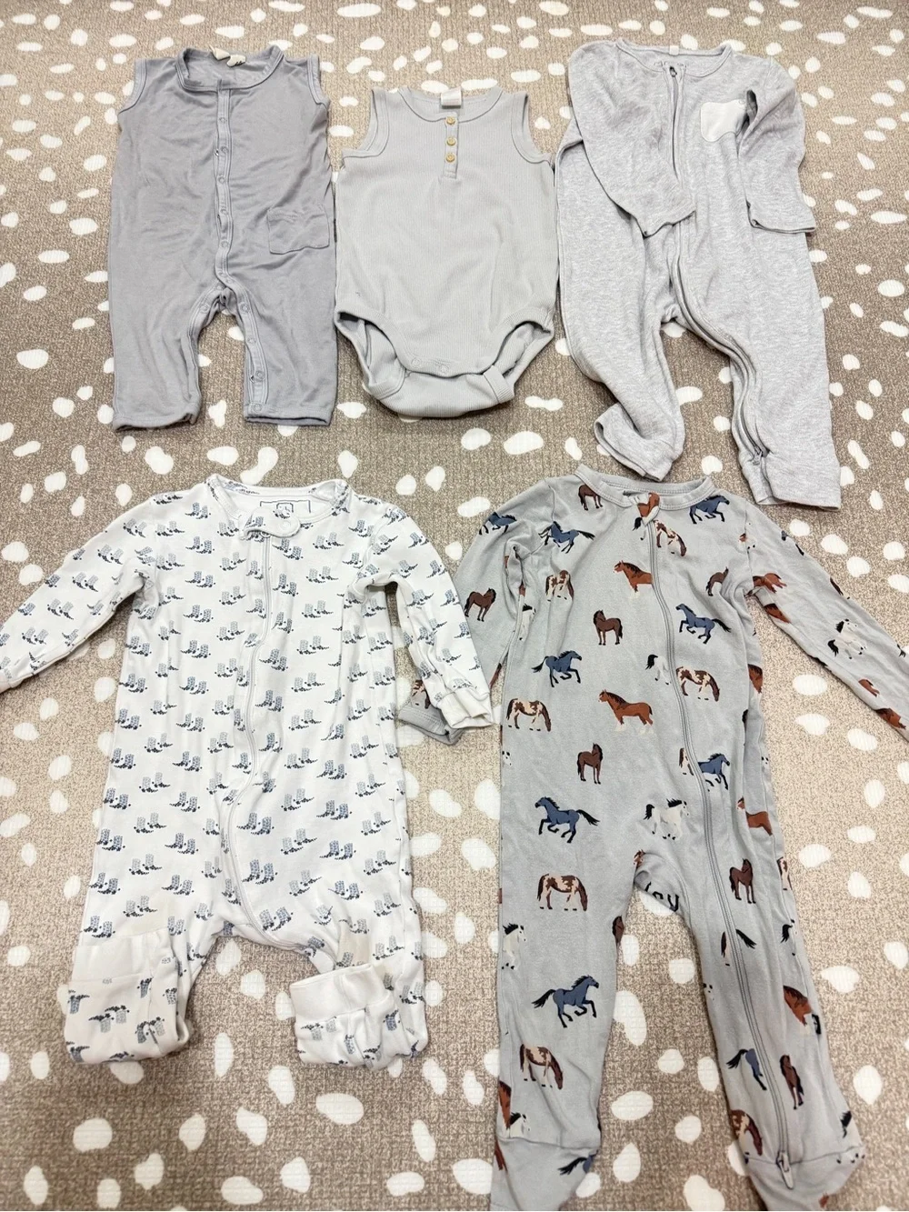 Lot of 5 bamboo sleeper zippy neutral horses kyte baby pima sleeveless romper